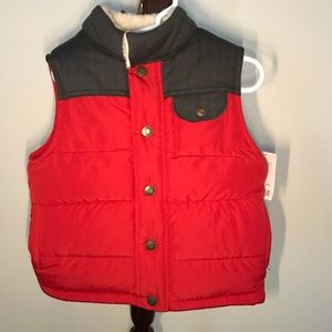 Carter’s sleeveless insulated vest NWT